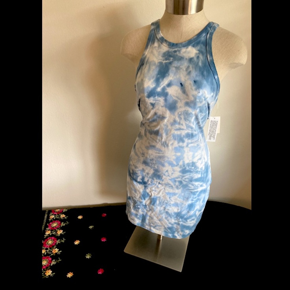 Blue tie dye bodycon dress